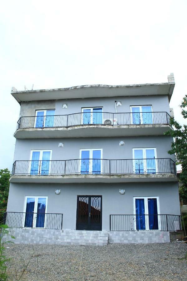 Tedo'S Guest House 마킨자우리 외부 사진
